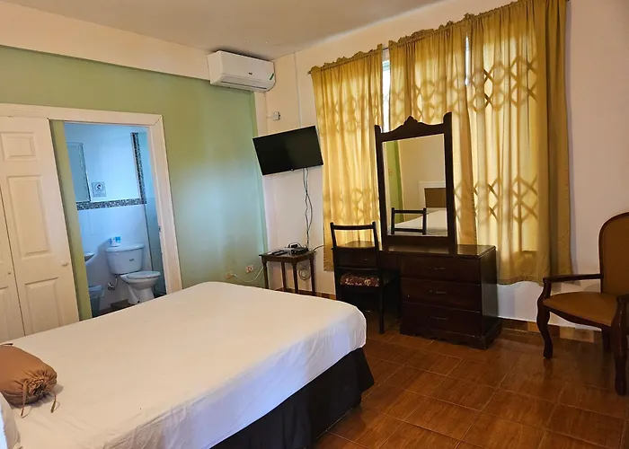 Palm Bay & Restaurant 3*