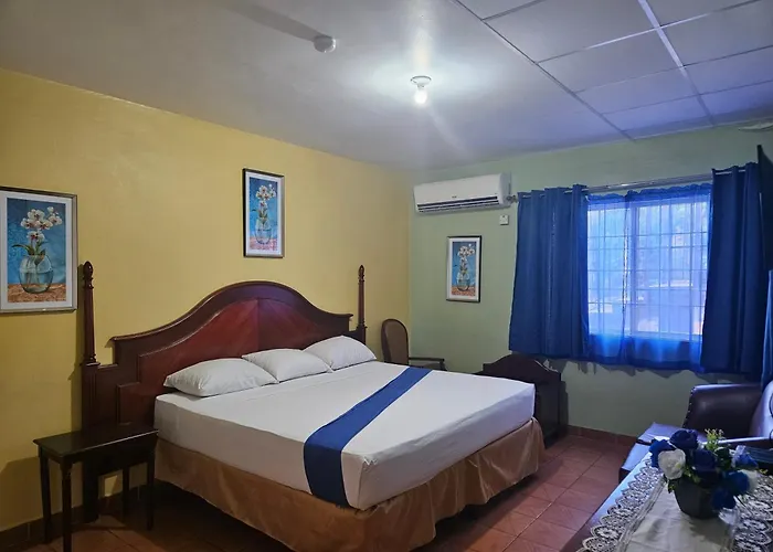 Palm Bay & Restaurant Montego Bay